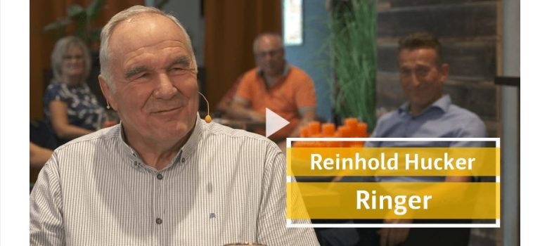 Reinhold Hucker beim Interview bei Regio TV